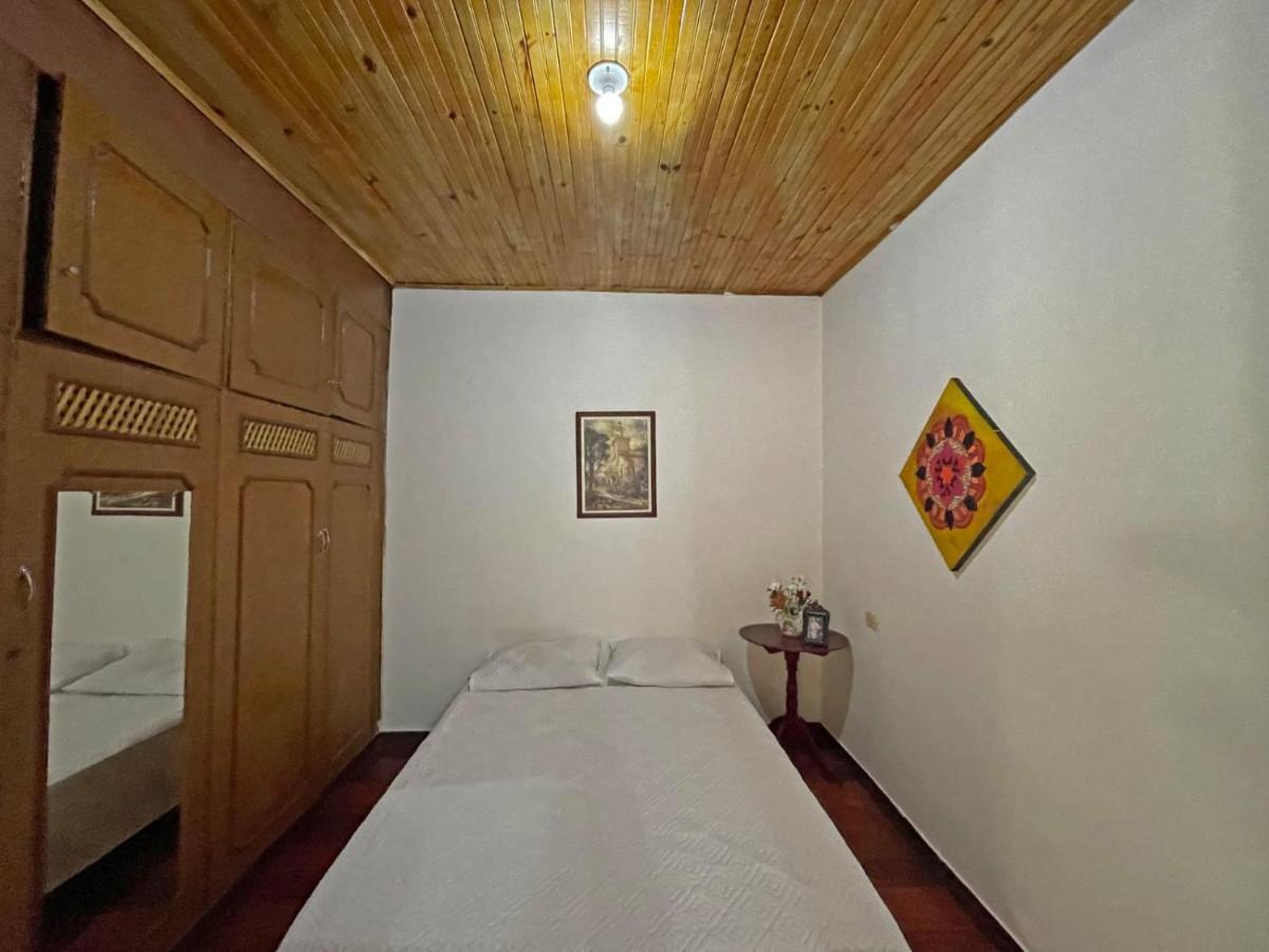 Bed and Breakfast Casa Madre Tierra Src Санта-Роса-де-Кабаль Экстерьер фото